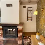 Du « lavoir » A 2 Pas De La *